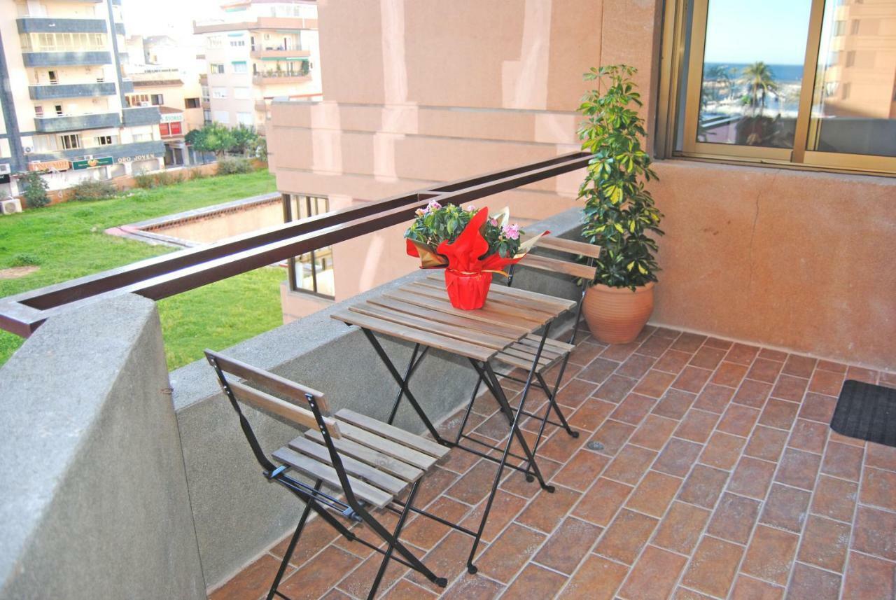Recently Refurbished Apartment With Sea Views. Fuengirola Dış mekan fotoğraf