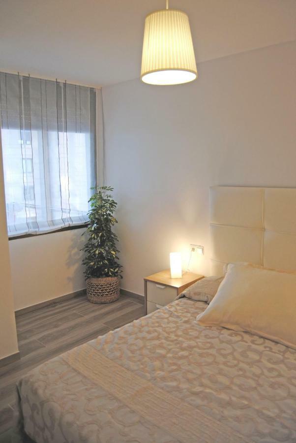 Recently Refurbished Apartment With Sea Views. Fuengirola Dış mekan fotoğraf