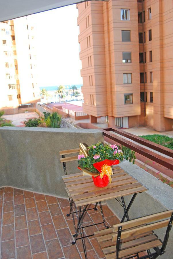 Recently Refurbished Apartment With Sea Views. Fuengirola Dış mekan fotoğraf